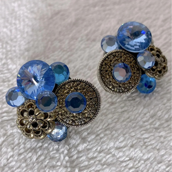 Vintage Blue Silver Clip On earrings - Picture 3 of 7